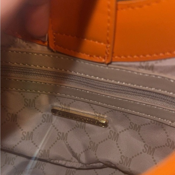 BNWOT orange steve madden handbag - Picture 3 of 3